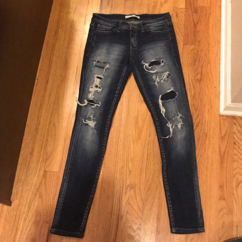 Low rise distressed Kancans jeans